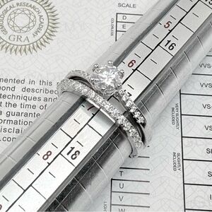 Dainty Over 1ct.tw Moissanite Ring Set Size 7